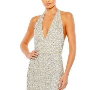 MAC DUGGAL STYLE #5678 size 4 SEQUINED CRYSTAL FRINGE HALTER STRAP GOWN